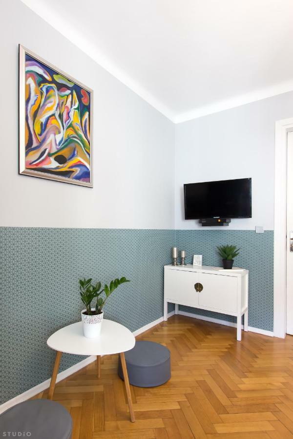 ClickTheFlat Apartment Chmielna 7 Warschau Exterior foto